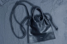 【YArKA】real leather drawstring shoulder bag