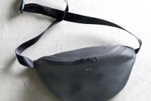 【YArKA】real leather zip west (shoulder) bag