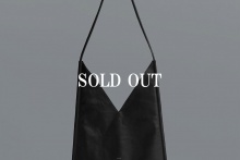 【YArKA】real leather onehandle tote triangle bag