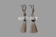 with tassel earring  -Beige-