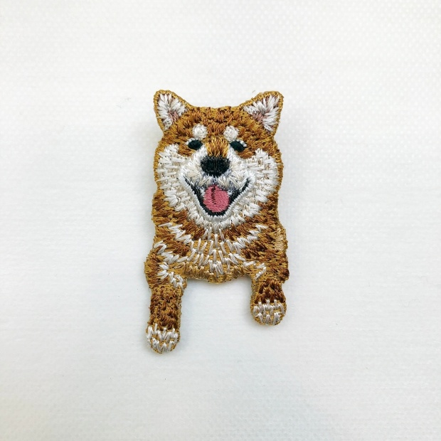 LM (エルム) / ブローチ 柴犬 ブラウン / 立体刺繍アクセサリー