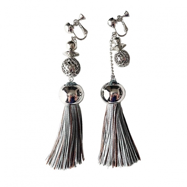 lility tassel earring  -Gray-