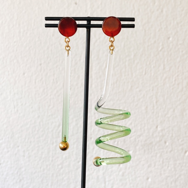 O/OVAL / ピアス【ER-035】KHAKI 金属アレルギー対応